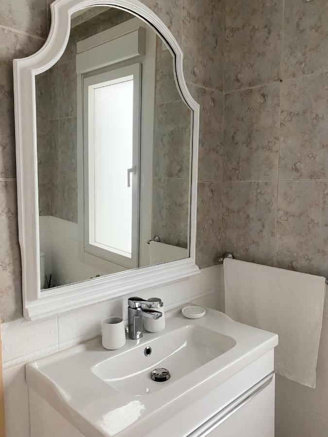 Apartamento C/ Concepcion Arenal Ferrol Ngoại thất bức ảnh